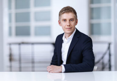 Insinööriliitto: Teollisuus kasvaa, seuraavaksi odotetaan työllisyyden kasvua